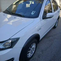 کوییک GXRL سفید مشکی ESC با رینگ