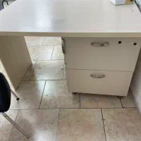 دو عدد میز کارکرده