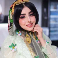 خدمات میکاپ و زلف