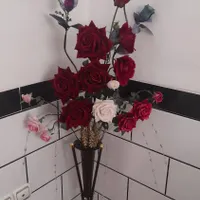 گل و گلدان