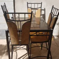 میز نهارخوری چهار نفری