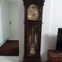 ساعت ایستاده کلاسیک چوبی با آونگ