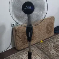 پنکه پایه بلند کنترل دار سالم فقط تماس پاسخگو هستم