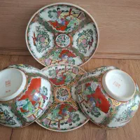 یک جفت کاسه بشقاب گل مرغی قدیمی