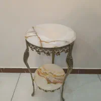 میز پایه دار،برنز