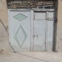 دروازه ی بزرگ ماشین رو