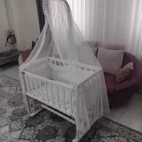 تخت کنار مادر و گهواره|تخت و صندلی بچه|کرج, گلشهر|دیوار