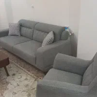 مبل شرکتی،چوب و پارچه،در حد نو،کاملا سالم  نیم ست|مبلمان خانگی و میز عسلی|تهران, اوقاف|دیوار
