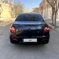 رانا مشکی مدل ۹۲|خودرو سواری و وانت|کاشان, شهرک امیرالمومنین|دیوار