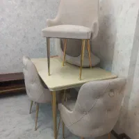 میزناهار خوری ۴ نفره