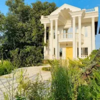 فروش فوری کاخ ویلا سفید