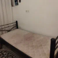 تخت تک نفره