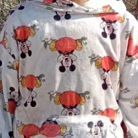 تعدادی لباس دخترانه ۳ یا ۴ سال رایگان