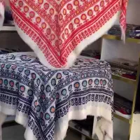 شال و روسری ابریشم