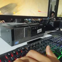 کامپیوتر|رایانه رومیزی|رباطکریم, الارد|دیوار