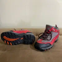 کفش کوه نوردی نو