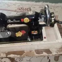 چرخ خیاطی قدیمی