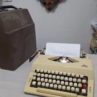 ماشین تاپ و عایق صدا|کلکسیون اشیاء عتیقه|کلاله, |دیوار