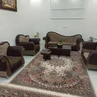 مبلمان و جلو مبلی