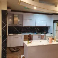 آپارتمان 250متر یک / طبقه اول