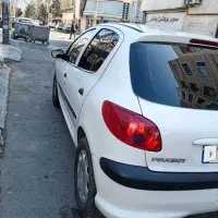 پژو ۲۰۶ تیپ ۲ مدل ۹۸|خودرو سواری و وانت|فردیس, قریشی|دیوار