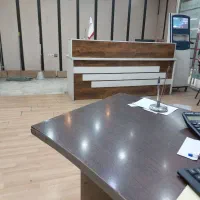 کارمند برای کار در ترمینال