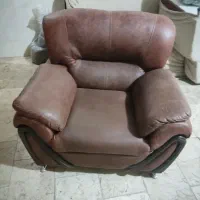 فروش مبل چرم هفت نفره|مبلمان خانگی و میز عسلی|یزد, |دیوار