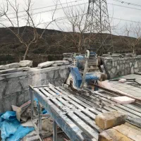 دستگاه برش سنگ آبی. سنگبری.