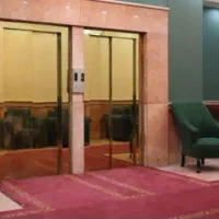 هتل-دو-ستاره-لوکیشن-بی-نظیر-در-بلوار-نواب-صفوی