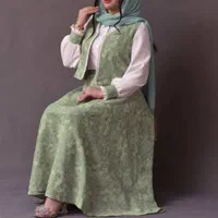 خیاطی زنانه|لباس|هشتگرد, قاسم آباد بزرگ|دیوار
