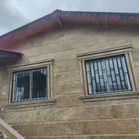 ویلا نوساز شمالی کنار ویلاهای غیر بومی