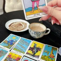 فال و طالع بینی عشقی