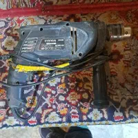 دریل هیوندا یک عدد و یک عدد پیکور ۳کیلویی پوکا