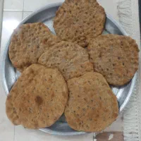 نان چایی ساوه ای و انواع نان های محلی و سنتی