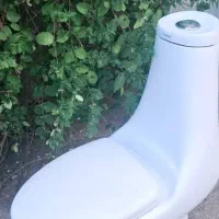 توالت فرنگی کاملا سالم