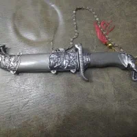 چاقو دکوری جنس فولادی