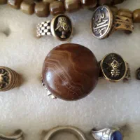 انگشتر نقره کهنه سندلوس|کلکسیون اشیاء عتیقه|بروجن, |دیوار