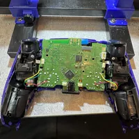 تعمییر دسته و دستگاه ps4 و کنسول های گیمی|کنسول، بازی ویدئویی و آنلاین|قم, زنبیل آباد|دیوار