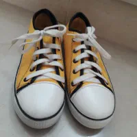 فروش تعدادی کفش دخترانه و مجلسی زنانه در حد نو