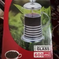 دمنوش خوری تعداد محدود