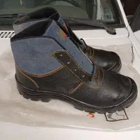 کفش ایمنی سبک سایز ۴۴