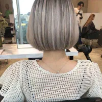 ارائه خدمات تخصصی رنگ مو وشینیون ومیکاپ ویژه یلدا|خدمات آرایشگری و زیبایی|بروجرد, |دیوار