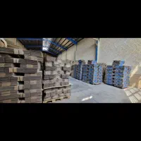 کارگر ساده کارتن سازی