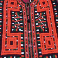 بدن فروشی|لباس|سراوان, |دیوار