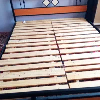 تخت دو نفره فلزی تمیز|تخت و سرویس خواب|قوچان, |دیوار