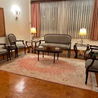 مبلمان ۶ نفره با میز نهار خوری