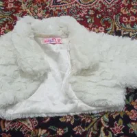 لباس  گرم بچه  و آغوش  بچه برای یک سال|کفش و لباس بچه|سبزوار, زینبیه|دیوار