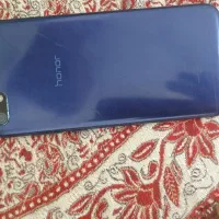 سلام گوشی سالمه هیچ مشکلی نداره