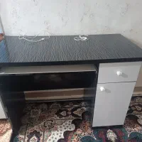 میز کامپیوتر