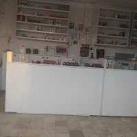 ویترین مغازه ارایشی بهداشتی ام دی اف|فروشگاه و مغازه|کاشان, زیدی|دیوار